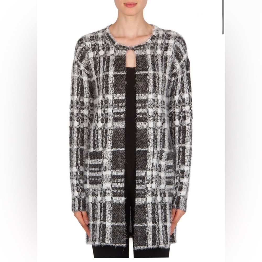 Joseph Ribcoff black and white soft open front  double pocket cardigan size 12